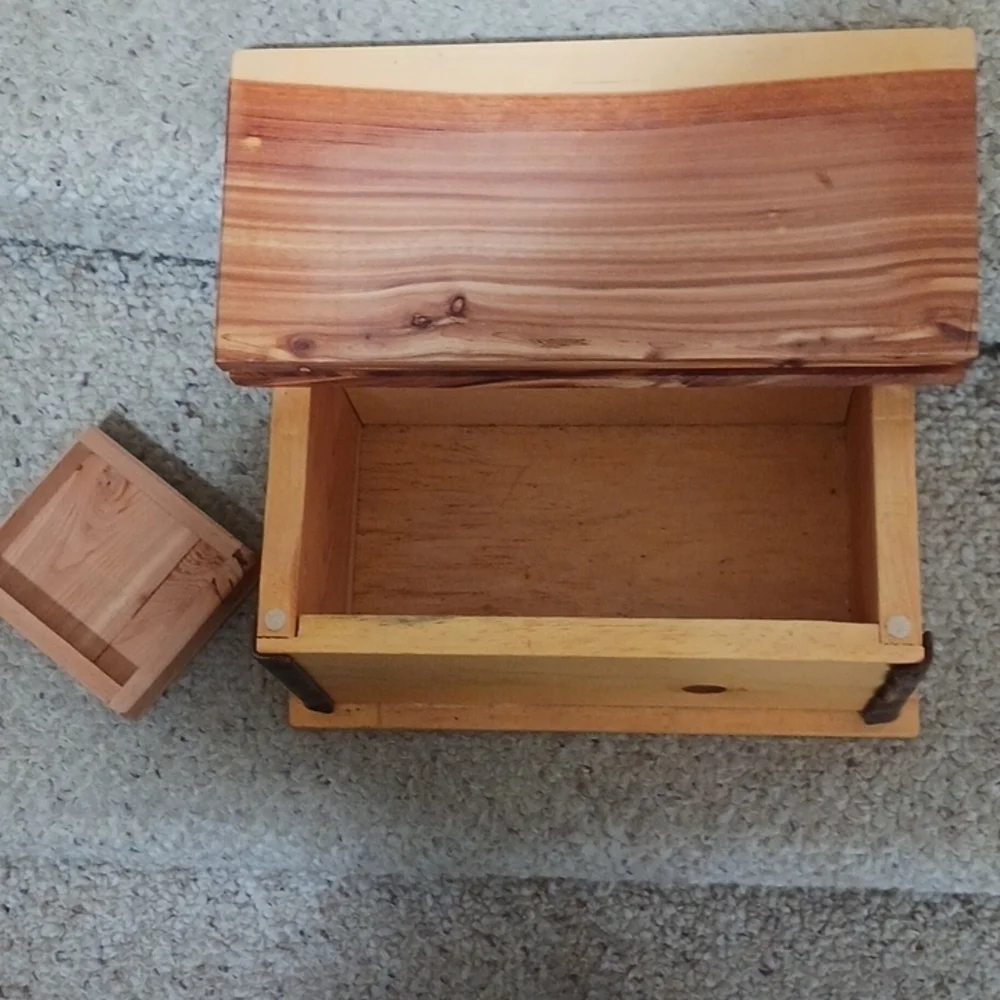 Vintage Handcrafted Small Jewelry Box/Chest